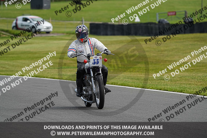 Vintage motorcycle club;eventdigitalimages;mallory park;mallory park trackday photographs;no limits trackdays;peter wileman photography;trackday digital images;trackday photos;vmcc festival 1000 bikes photographs